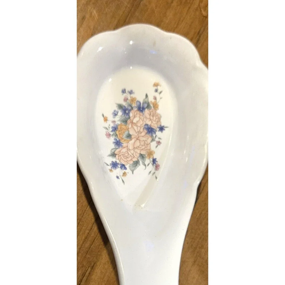 vintage Floral / Bow spoon rest Scalloped